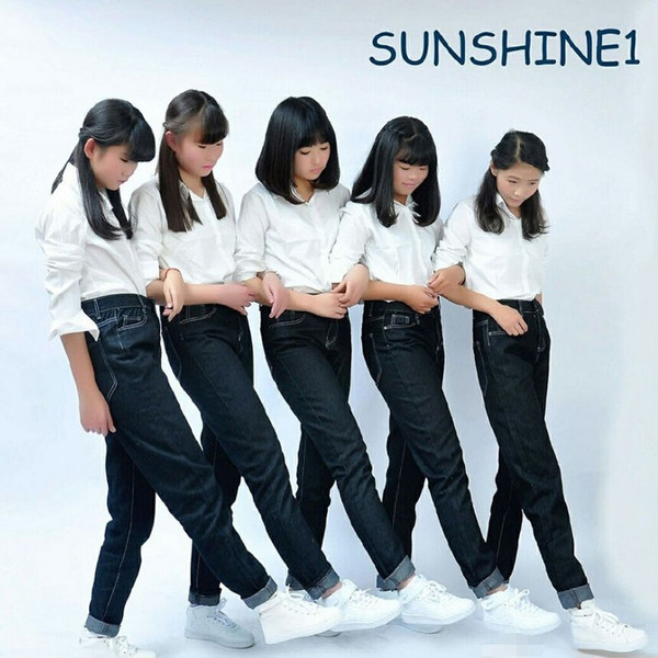 网红"sunshine女团"首为手游打广告